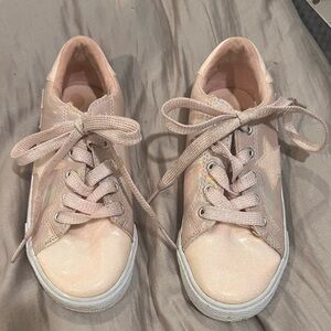 The Children's Place Girls' Glitter Star Low Top Sneakers - Pink l 1